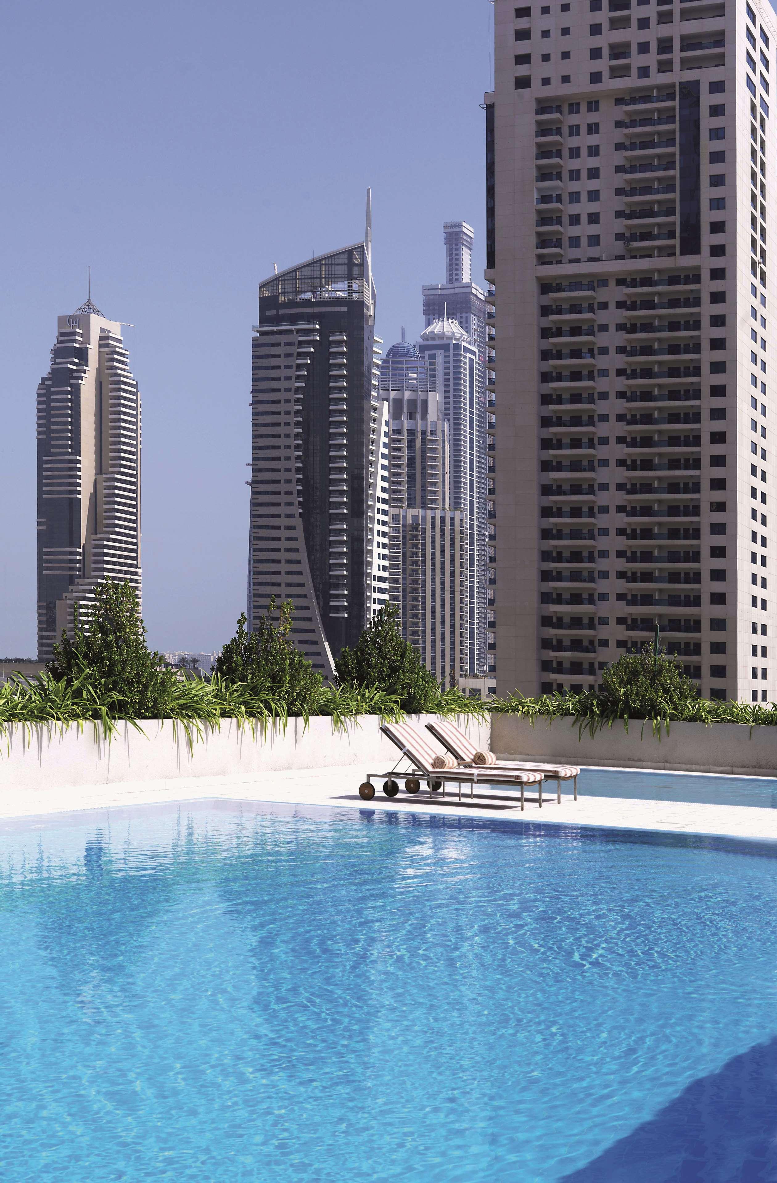 Radisson Blu Residence, Dubai Marina Exterior photo